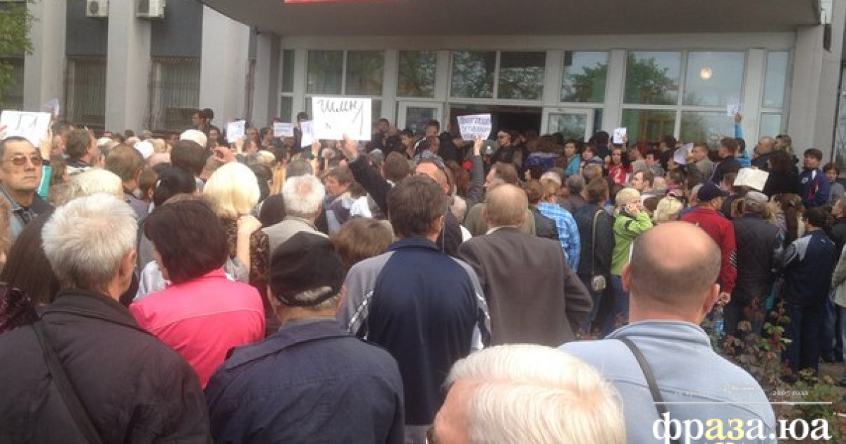 референдум в донецке 2014. референдум в мариуполе. очереди на референдум. аппаратное совещание перевальск апр лнр фото. референдум в луганске 2014.